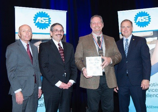 ZF Aftermarket has announced the yearly ZF/ASE Aftermarket Master Automobile Technician of the Year Award has gone to Greg S. Weigart at Kruse’s Auto Center, in Missouri, USA.