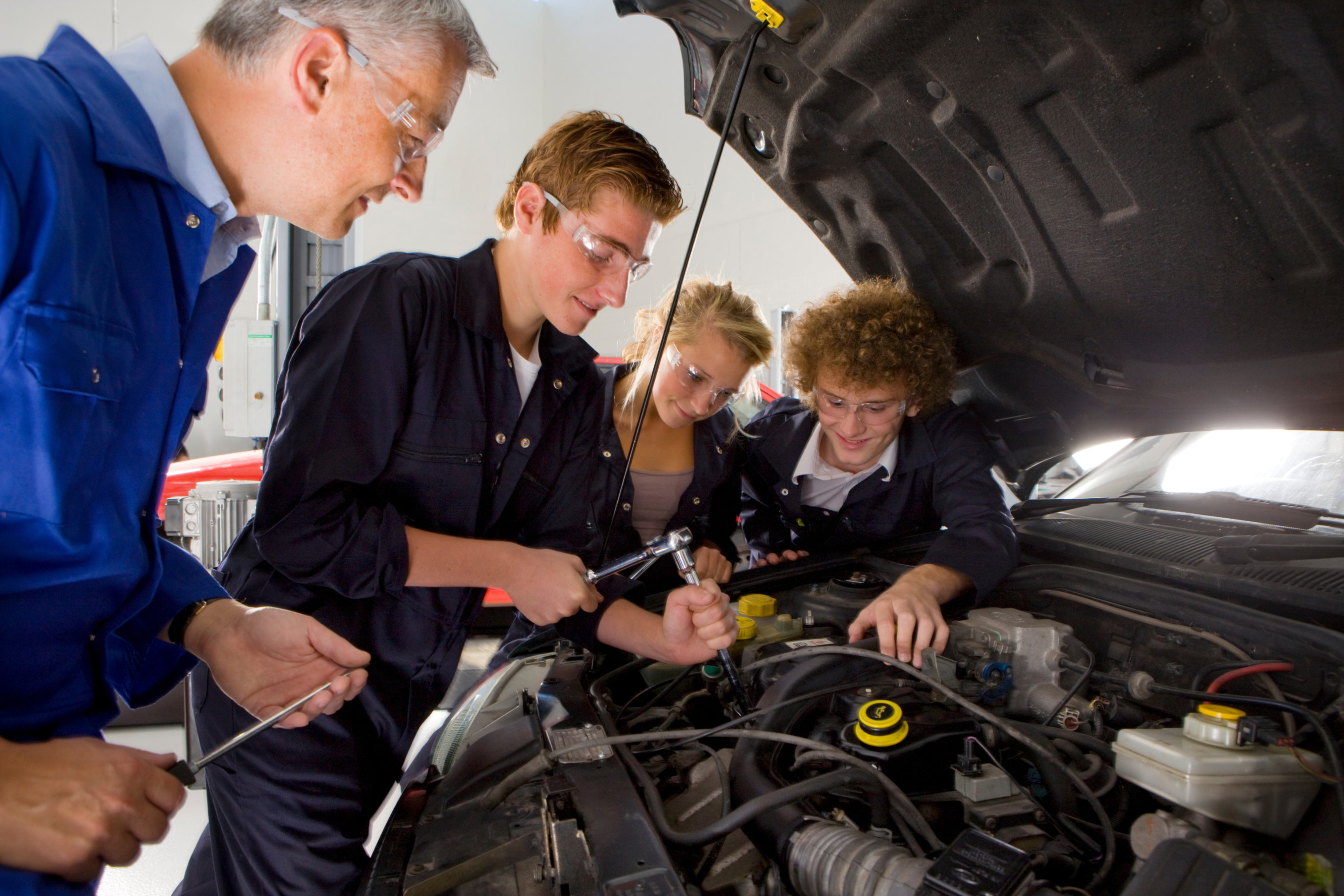 The British Columbia Institute of Technology reminds automotive service providers in British Columbia that co-op students will soon be available for hiring.